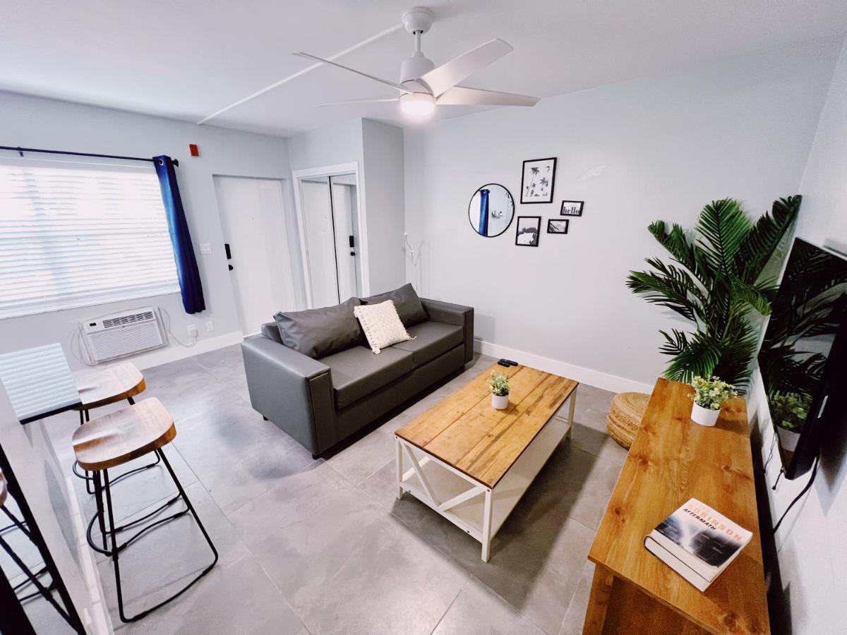 Holiday Park Apartments By Lowkl Fort Lauderdale Exterior photo